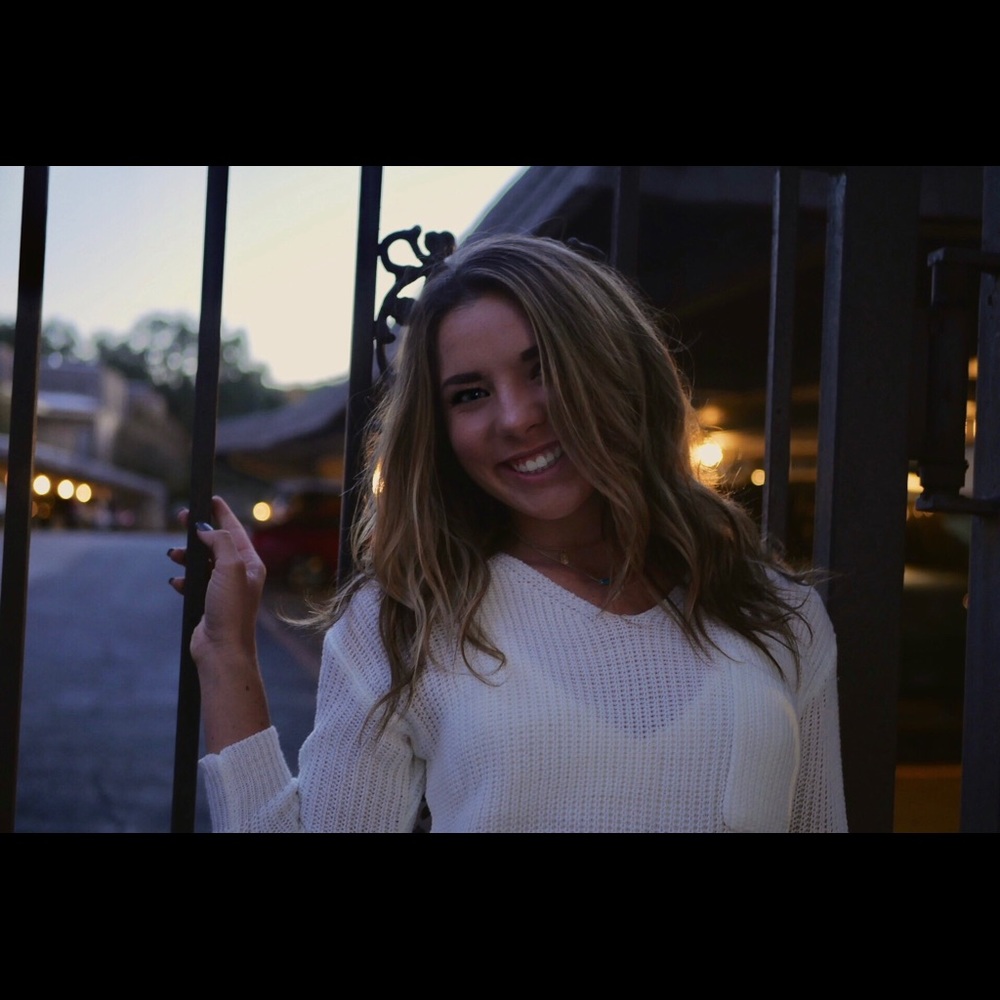 Meet your Posher, Abby